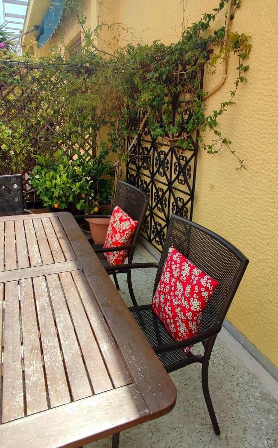 Ulysses Apartments Acropolis Athena Bagian luar foto